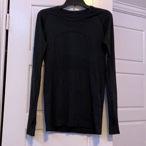 Lululemon swiftly tech long sleeve